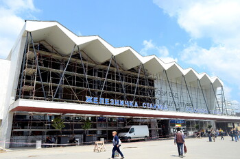 В Сербии из-за обрушения в здании вокзала погибли 11 человек 