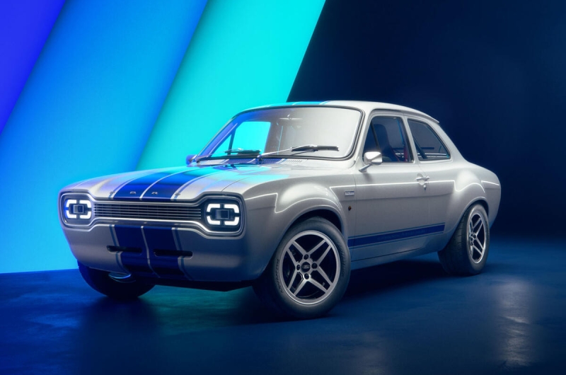 Полностью новый Ford Escort Mk1 RS: только аналоговая техника и два мотора на выбор