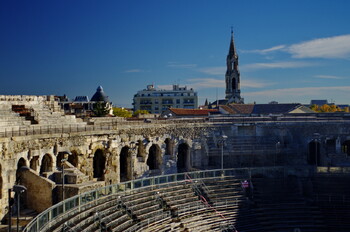 В аэропортах Франции отменяют и задерживают рейсы из-за забастовки