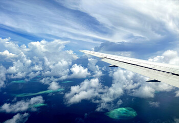 Авиакомпания Jet Blue заплатит туристам, если в месте назначения будет плохая погода 