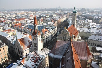 Автомобиль въехал в толпу людей в Мюнхене, 27 пострадавших