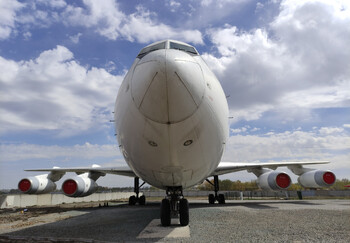 Драка на рейсе из Анталии обошлась туристам в 120 000 долларов