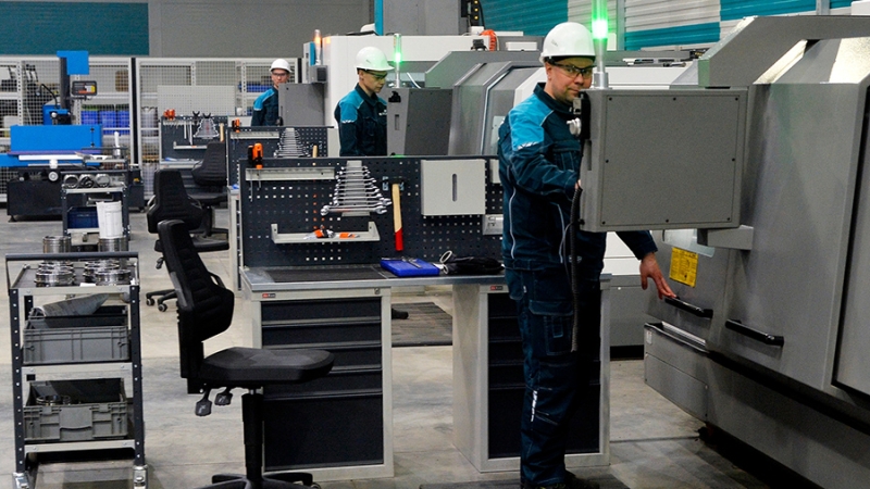 Мишустин сообщил о планах повысить производительность труда в России на 20%