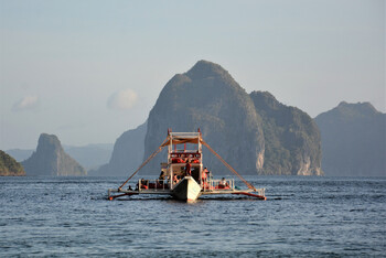 На Филиппинах погибли двое дайверов из РФ, один из-за нападения акул