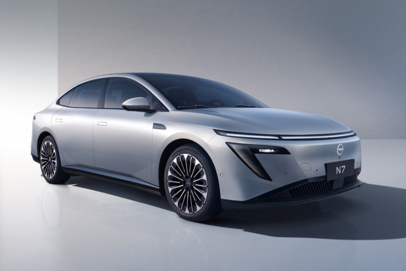 Nissan N7 совместной разработки с Dongfeng: показан интерьер