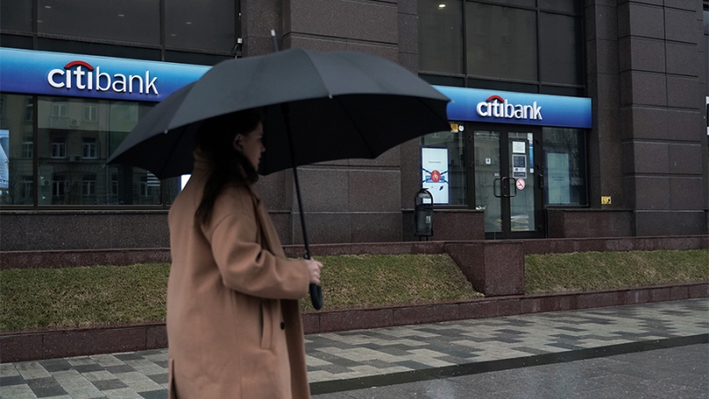 Уходящий из России Ситибанк решил простить часть долгов по кредитам