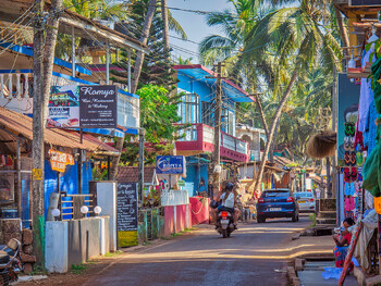 В индийском штате Гоа турист из РФ упал с балкона отеля