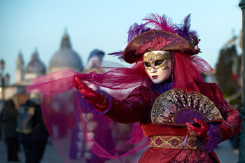 В Венеции начался знаменитый карнавал 