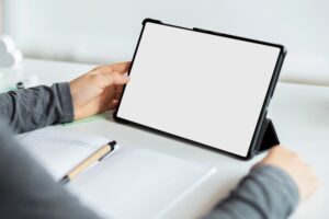 Как выбрать идеальный планшет: ключевые параметры, лучшие бренды и советы для любых задач