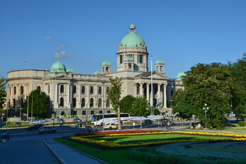 Посольство РФ в Сербии призвало россиян к осторожности в Белграде 