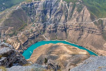 Владельцы катеров на реке Сулак в Дагестане получили лицензии