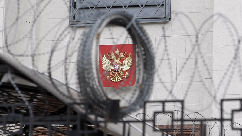 Экономист спрогнозировал ослабление санкций США против РФ