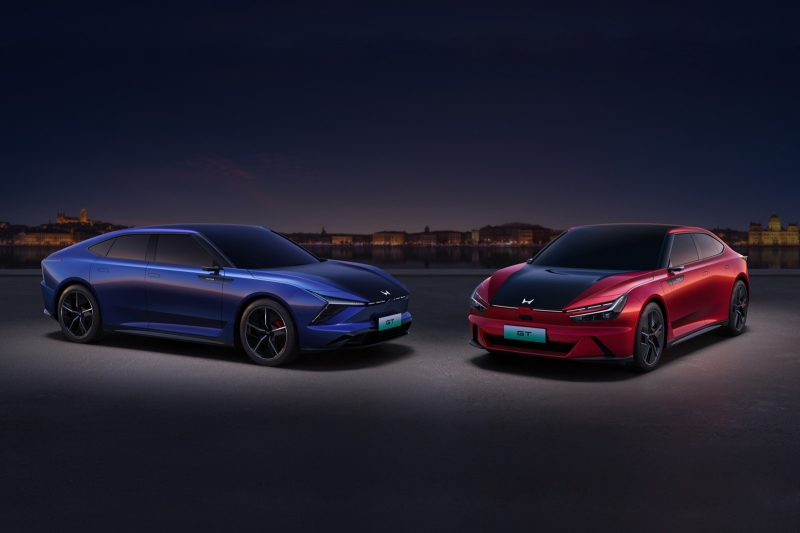 Серийный лифтбек Honda GT дебютировал в двух версиях с разным дизайном