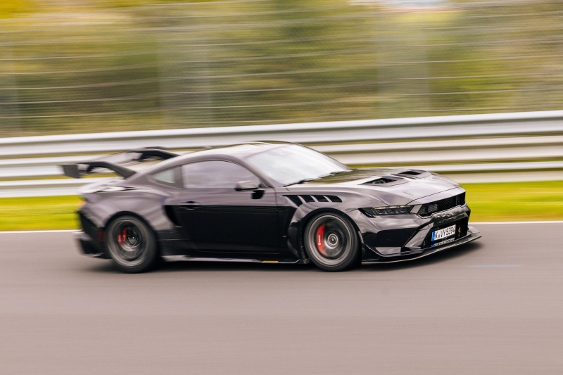 Ford Mustang GTD улучшил своё время на Нюрбургринге, но Porsche 911 GT3 RS пока быстрее