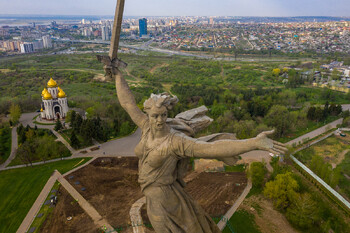В Волгограде в монументе «Родина-мать» нашли тело туриста