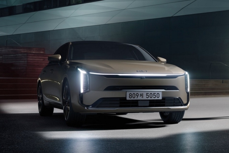 Обновлённый седан Kia K8 скоро стартует в Казахстане: теперь с полным приводом