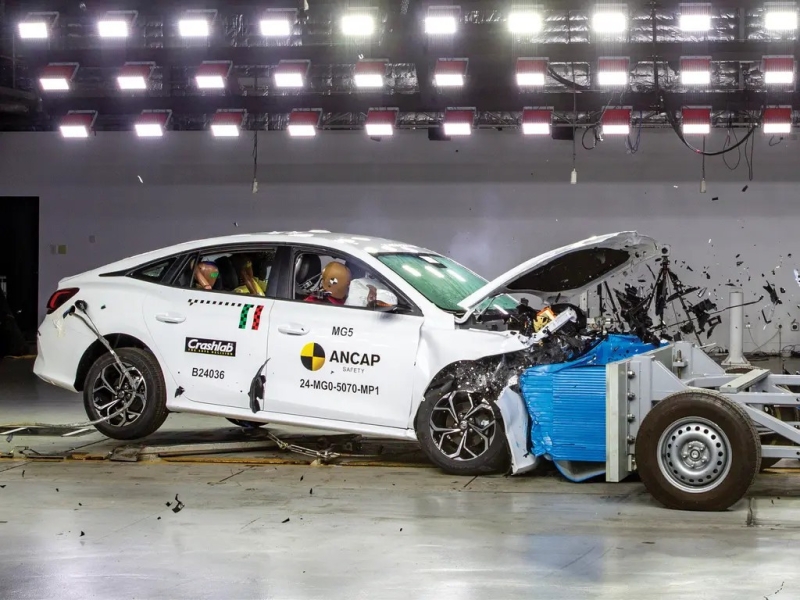 Провальный MG 5 в повторных краш-тестах ANCAP натянули на три звезды (было ноль)