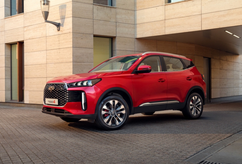 Рестайлинговый кроссовер Chery Tiggo 4 получил новую «базу» в РФ: атмосферник и механика