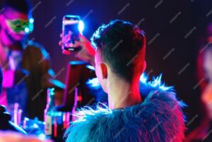 Караоке-клуб: Развлечения, минусы и плюсы