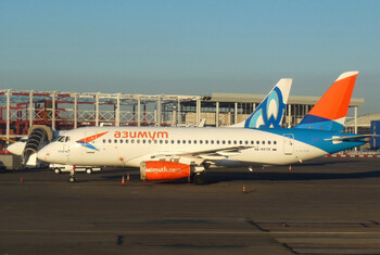 У самолёта «Азимута» на рейсе в Батуми оторвался капот двигателя 