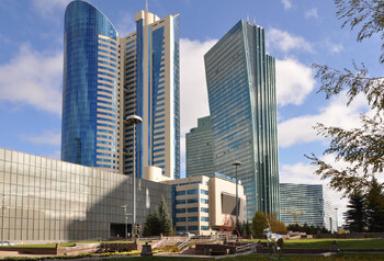 В Казахстане будут блокировать ввезённые из-за границы и незарегистрированные телефоны