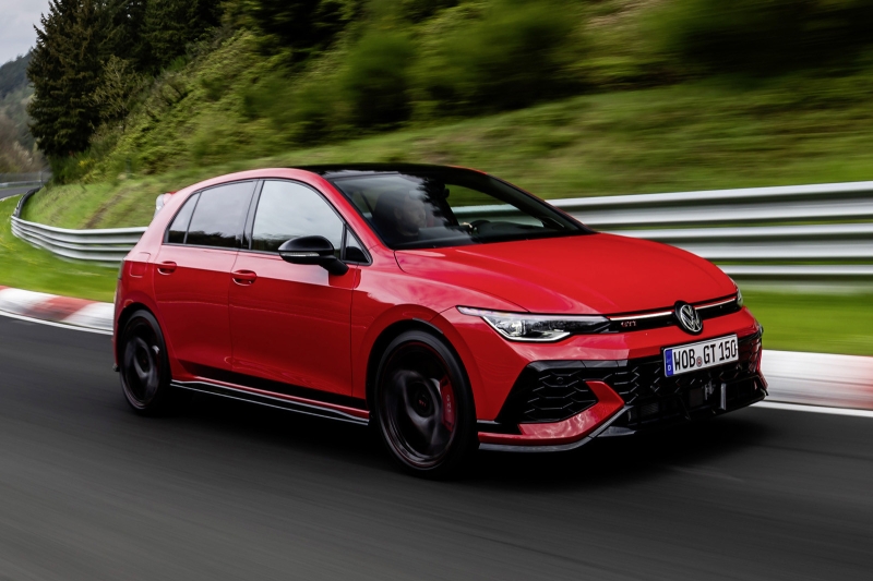 Volkswagen Golf GTI отмечает 50-летие юбилейной версией с форсированным мотором