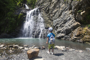 Госдума приняла новые правила для выезда за границу детей до 14 лет