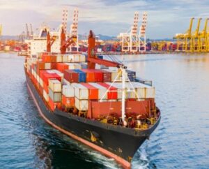 Глобальная доставка грузов: от локальных компаний до международных сетей