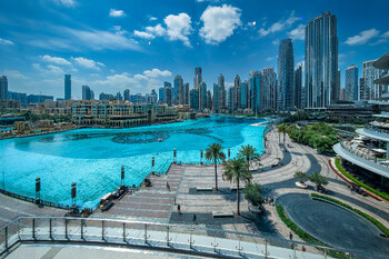 Туристы в Дубае смогут рассчитаться криптовалютой за билеты Emirates и покупки в Duty Free 