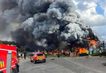 В Бельгии пожар уничтожил главную сцену музыкального фестиваля