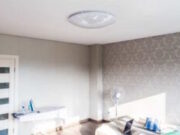 Натяжные потолки: практичность и эстетика в современном дизайне помещений.