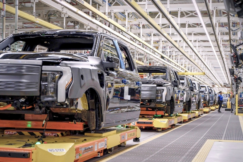 Ford опять отложил выход новых больших электромобилей, нужны компактные и дешёвые