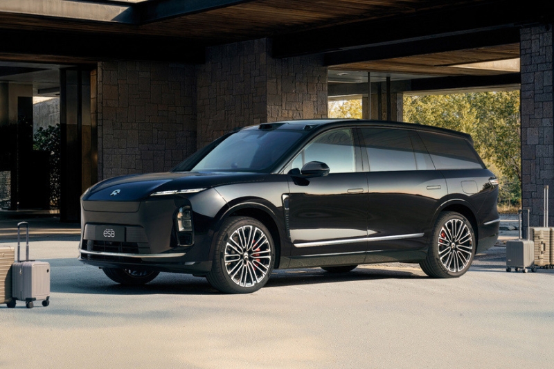 Флагманский кроссовер Nio ES8 нового поколения поступил в продажу: мощнее и дешевле