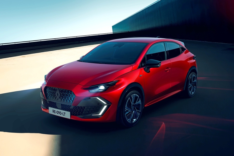 Renault Clio нового поколения подрос, изменил моторную гамму и стал динамичнее