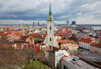 Визовый центр Словакии не принимает брони отелей с агрегаторов