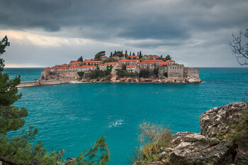 Черногория намерена срочно отменить безвизовый режим с Турцией 