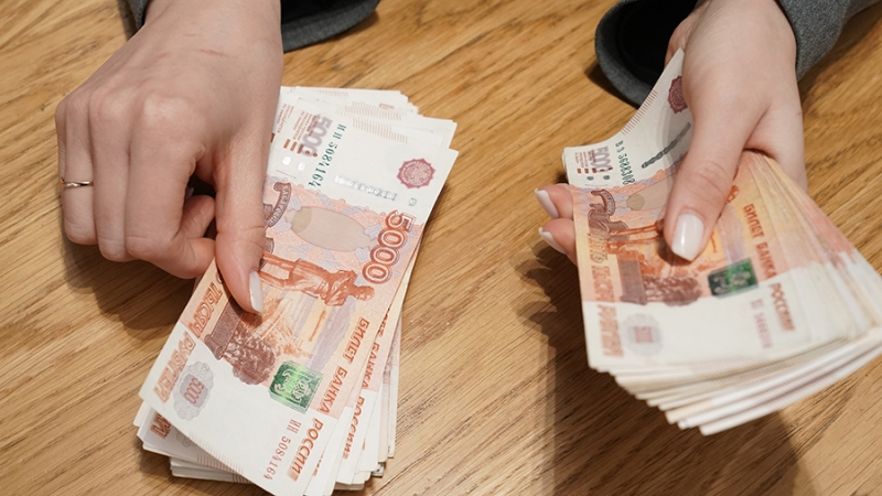 Путин заявил об осуществлении практически всех расчетов стран СНГ в нацвалютах