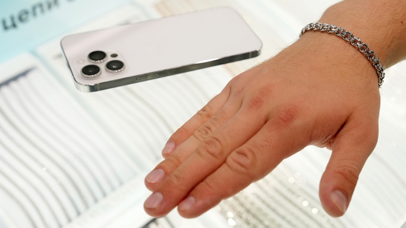 Серебро резко подешевело после достижения исторического максимума