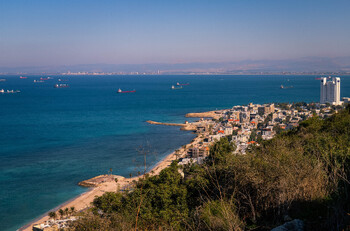 В Израиле закрывают пляжи из-за акулы