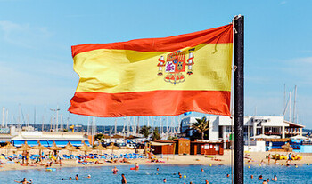 Заявление на визу Испании в Петербурге можно подать не менее чем за 30 дней до поездки