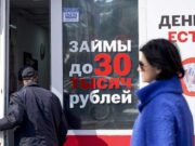 Более 2 млн клиентов МФО могут уйти к нелегальным кредиторам