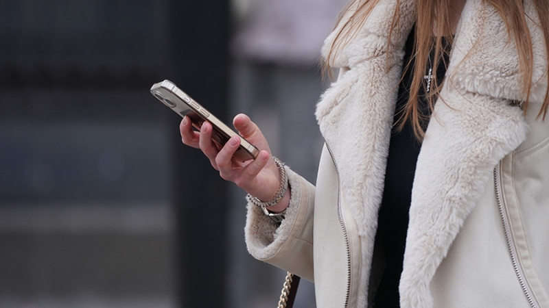 Экономист предложил заменить ограничения маркетплейсов едиными правилами рекламы