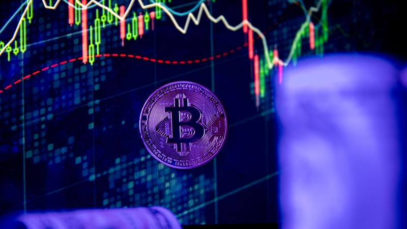Эксперт предупредил о риске дальнейшего падения биткоина