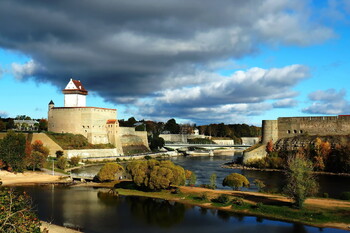 Эстония закрыла визовый центр в приграничном Ивангороде
