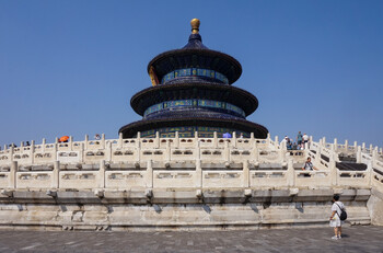 Китай на год продлил безвизовый режим для ряда стран 