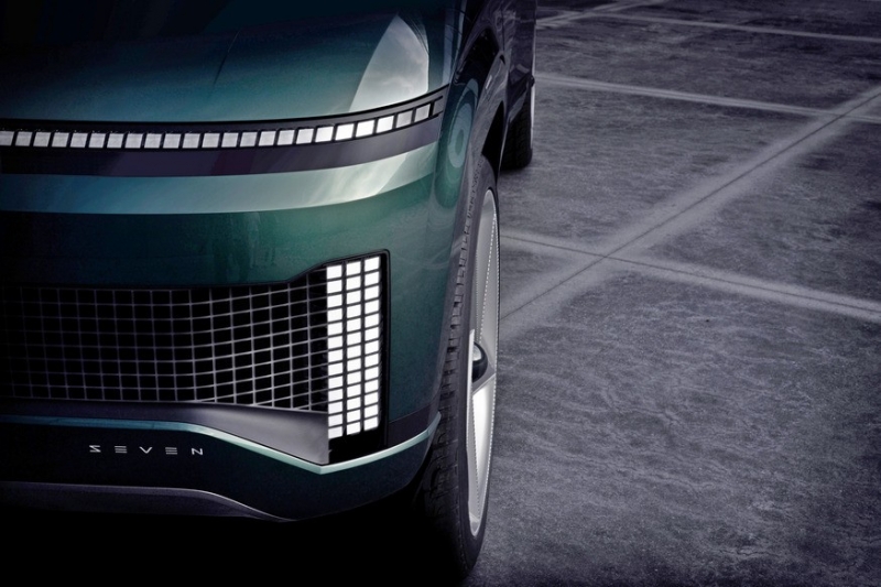 Hyundai Ioniq Seven: предвестнику большого кроссовера подправили дизайн