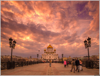 Из-за тумана в Москве задержано и отменено более 150 рейсов