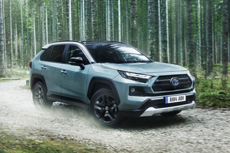 Обновлённый Toyota RAV4 добрался до Европы: гамму пополнила «внедорожная» версия