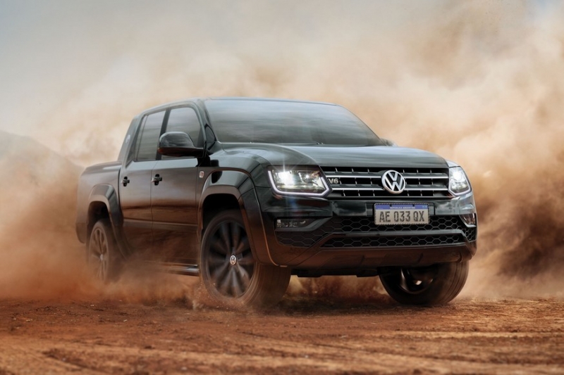 «Первый» Volkswagen Amarok не собирается в отставку: пикап готовится к обновлению
